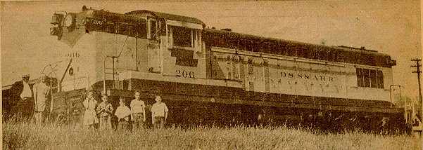206.jpg (22014 bytes)